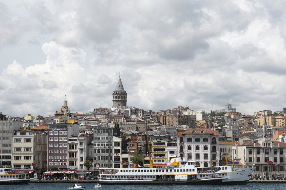Istanbul city moment